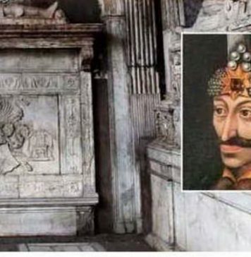 Il Conte Dracula sepolto nel cuore di Napoli: ricostruiamo la storia