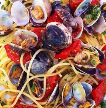 Ricetta spaghetti alle vongole veraci napoletana: un po' di storia