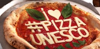 Unesco: pizza e l'arte del pizzaiolo riconosciuti come bene dell'umanità