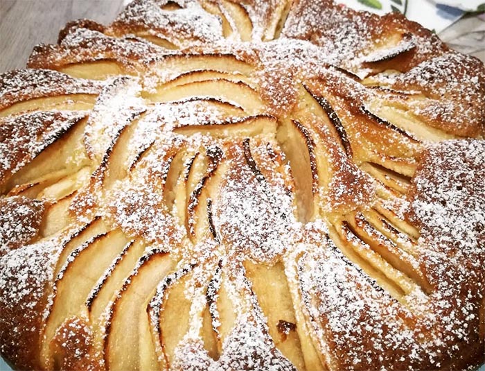 Ricetta della torta di mele napoletana: con aggiunta del marsala