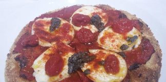 La pizza di Carlo Cracco bocciata: "non è una vera pizza napoletana"