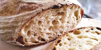 Come fare il pane in casa: bianco e con diversi metodi