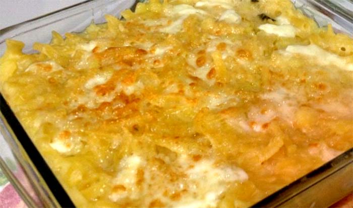 Ricetta pasta e patate con provola al forno e napoletana