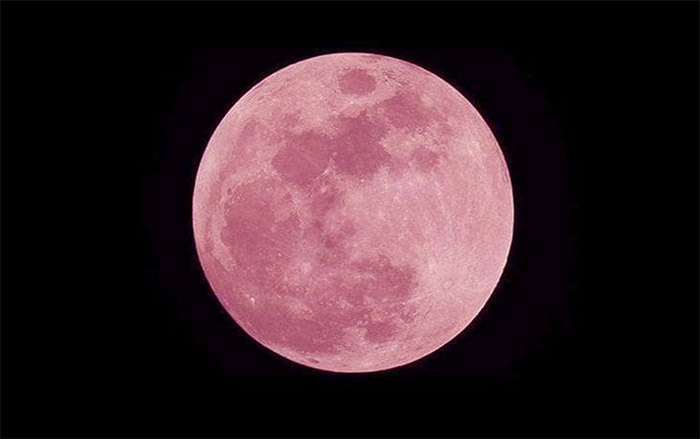 Pasqua 2019 ci regala una meravigliosa luna rosa