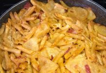 Ricetta pasta e patate in tortiera: scenografico e delicato