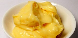 Crema pasticcera napoletana: buona e densa