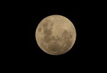 Eclissi di luna di penombra visibile dall'Italia