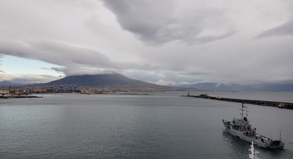 Meteo Napoli: addio al cielo azzurro per questo weekend