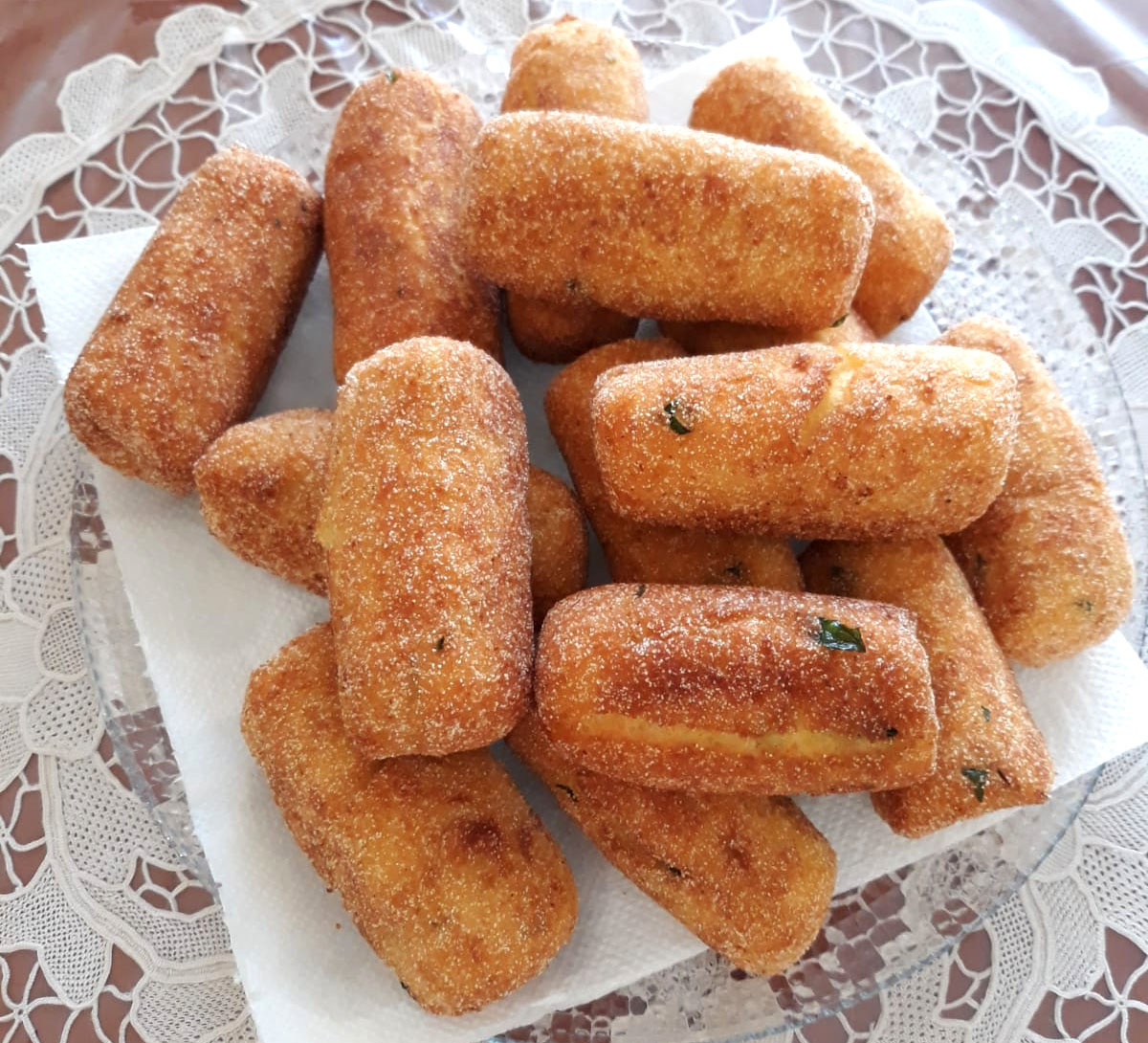 Ricetta dei panzarotti napoletani tradizionali con la sugna