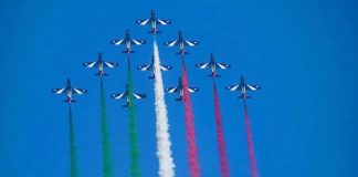 Frecce Tricolore sorvolano tutta l'Italia