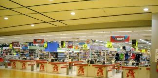 Auchan, Vulcano Buono: riapre, salvi 90 dipendenti