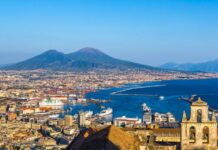 Campania, zona rossa: De Luca proroga le restrizioni