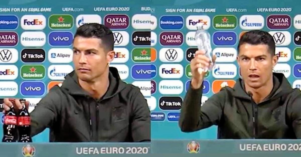 Cristiano Ronaldo acqua coca cola