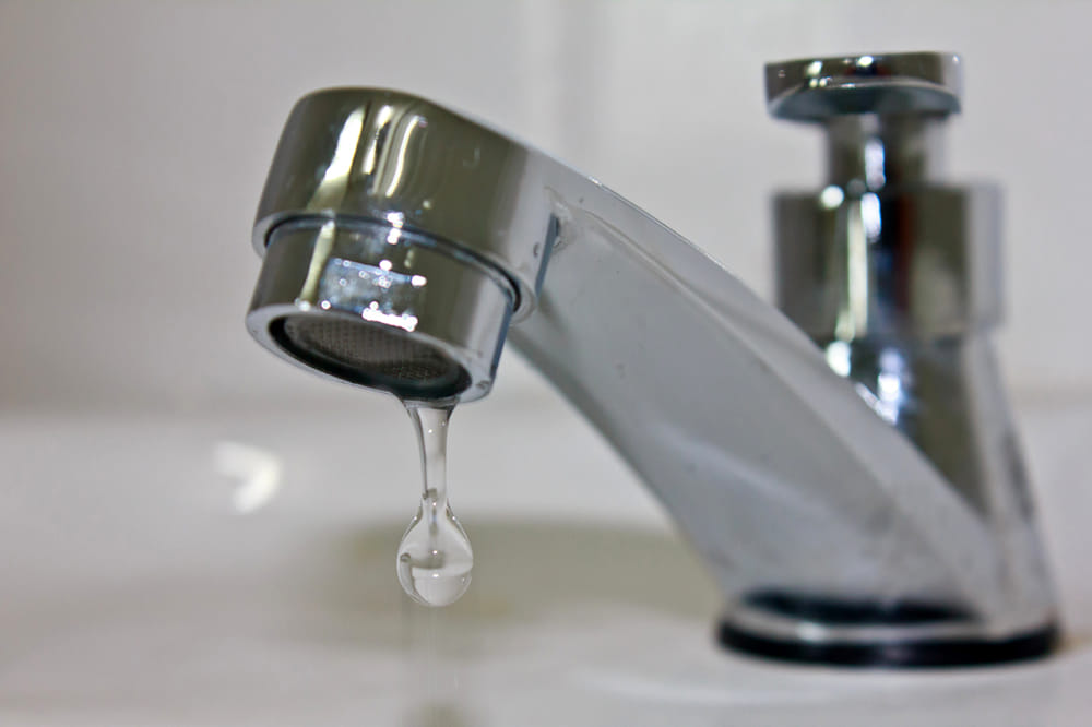 ABC, guasto idrico: manca l'acqua a Fuorigrotta