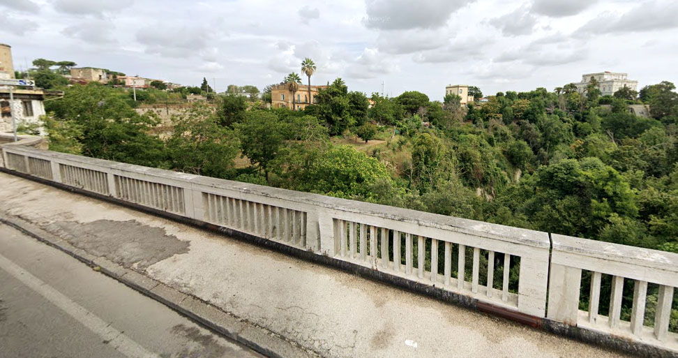 Napoli, "ponte dei suicidi": la seconda vittima in un mese