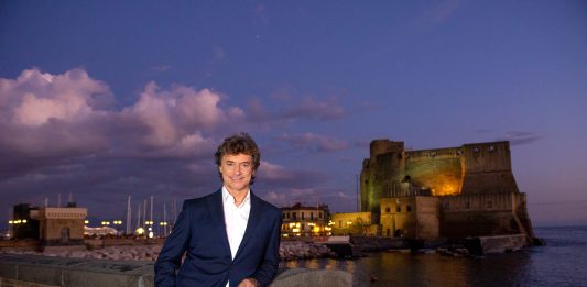 Alberto Angela il re del Natale televisivo con "Stanotte a Napoli"
