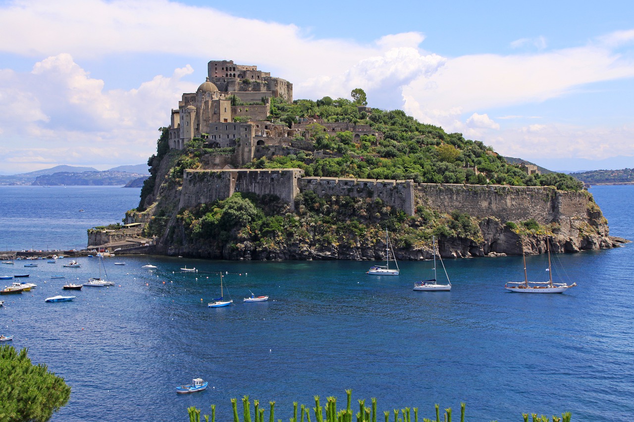 "Travel+Leisure" nomina Ischia tra le isole più belle del mondo