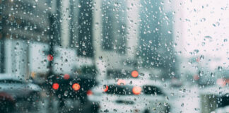 Allerta meteo Campania: scuole chiuse per la pioggia battente