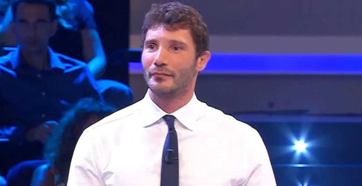 Stefano De Martino in lutto