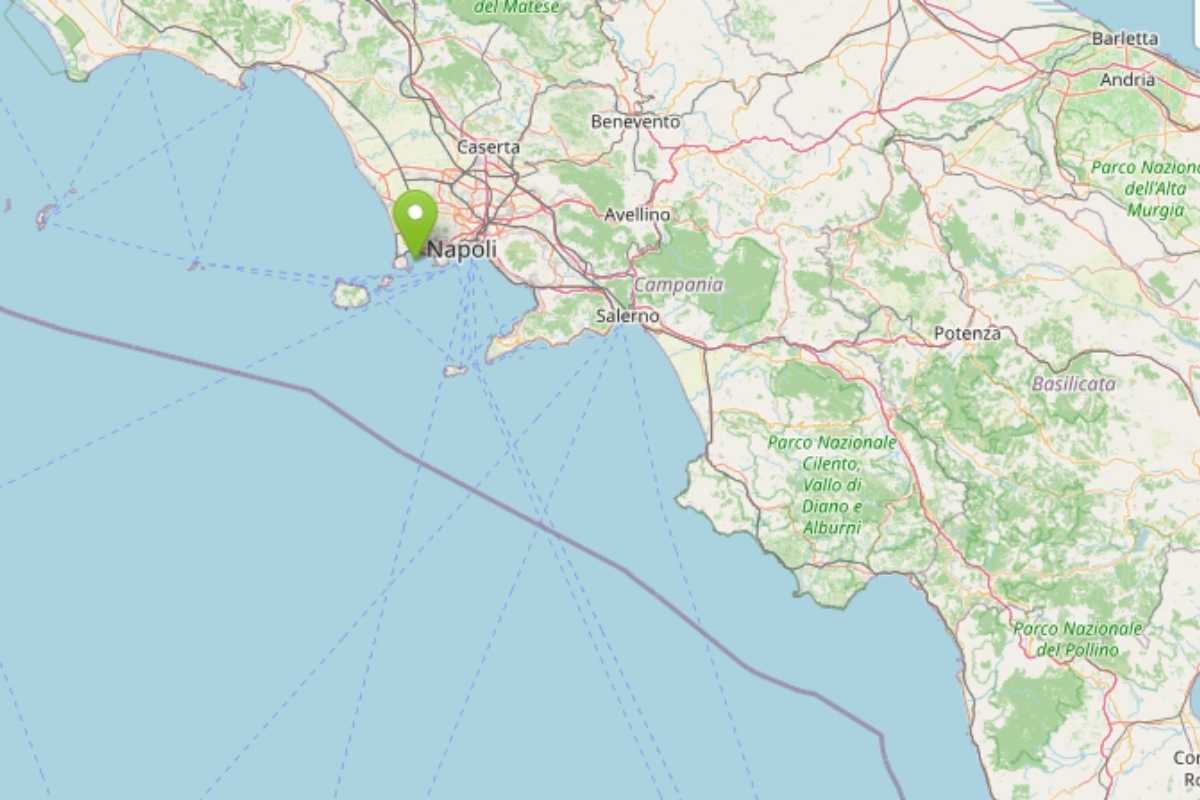 Terremoto a Napoli, scossa 4.4 ai Campi Flegrei all’alba