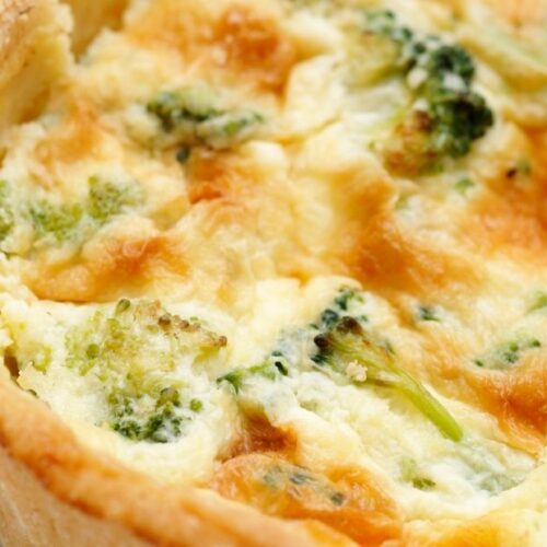 Sformato di broccoli, salsiccia e provola: filante, saporito e gratinato